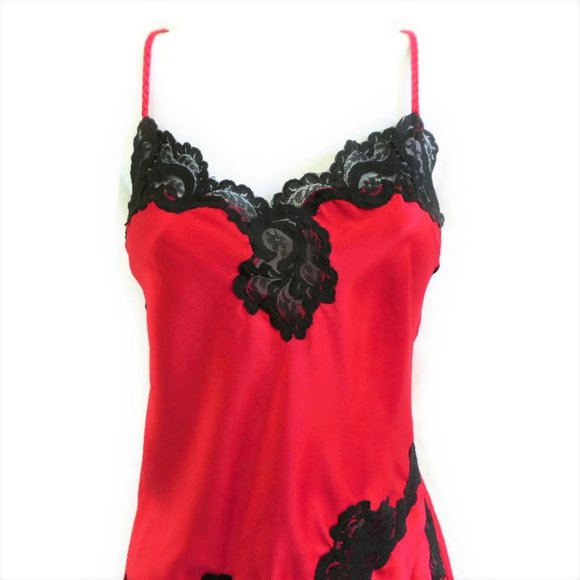 Victoria's Secret Gold Label Lingerie Red Satin Black Lace Slip S - Picture 3 of 8